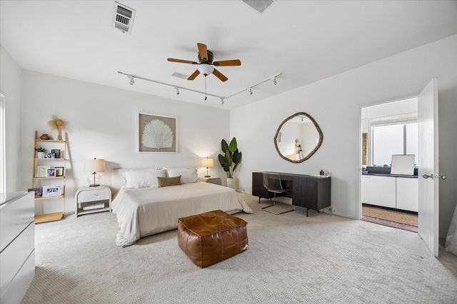 5003 Blossom Street, Houston, TX 77007