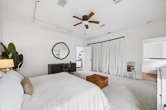 5003 Blossom Street, Houston, TX 77007