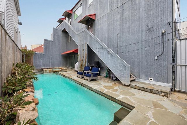 5003 Blossom Street, Houston, TX 77007