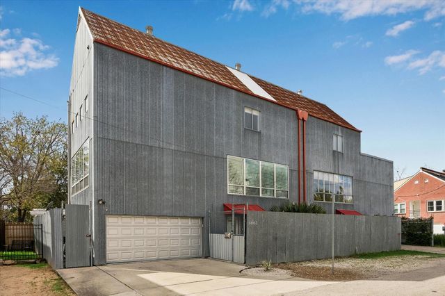 5003 Blossom Street, Houston, TX 77007