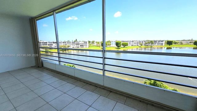 4034 Exeter B 4034, Boca Raton, FL 33434