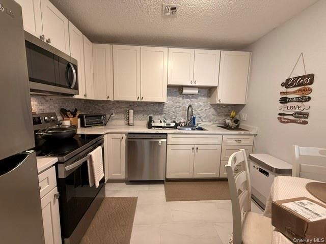 4205 Fox Lane, Poughkeepsie, NY 12603