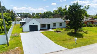 2262 SE Tile Terrace, Port St. Lucie, FL 34952