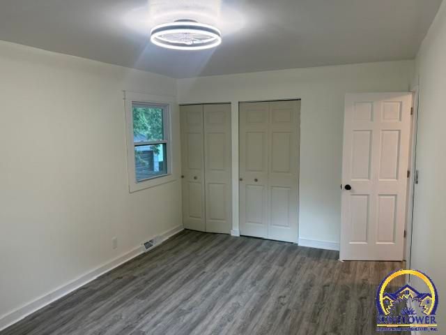 1224 SE 35th TER, Topeka, KS 66605