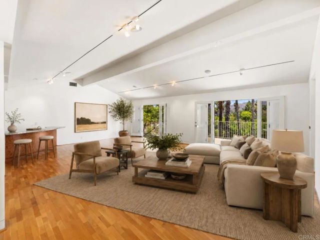 17517 El Vuelo, Rancho Santa Fe, CA 92067