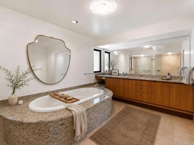 17517 El Vuelo, Rancho Santa Fe, CA 92067