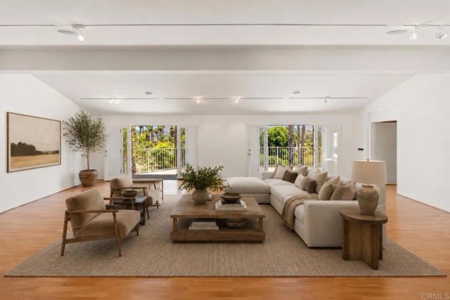 17517 El Vuelo, Rancho Santa Fe, CA 92067
