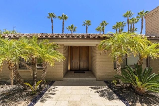 17517 El Vuelo, Rancho Santa Fe, CA 92067