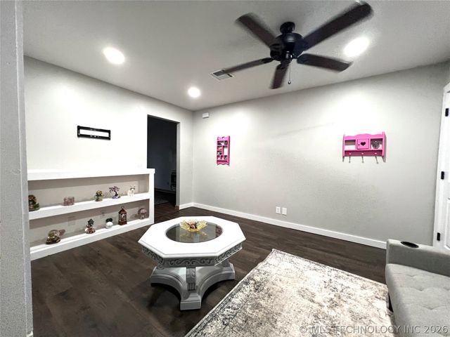 701 Lampton Lane, Mcalester, OK 74501