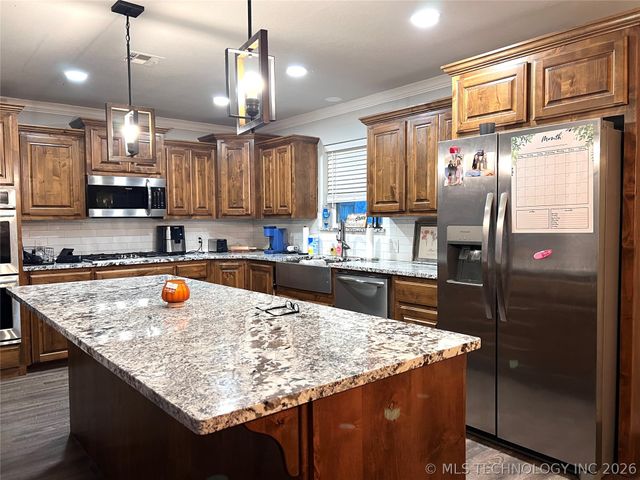 701 Lampton Lane, Mcalester, OK 74501