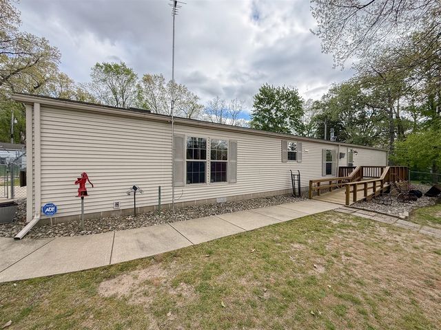 24599 Linden Street, Dowagiac, MI 49047