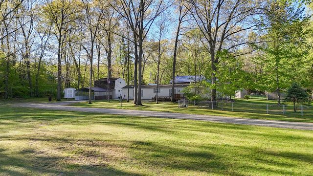 24599 Linden Street, Dowagiac, MI 49047