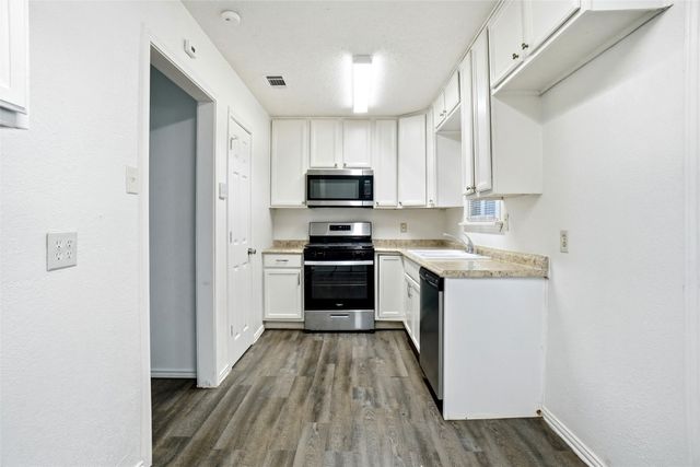335 Freeman Street, Mesquite, TX 75149