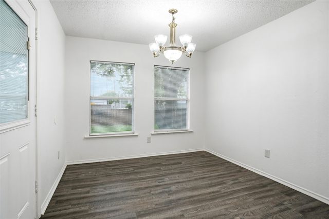 335 Freeman Street, Mesquite, TX 75149
