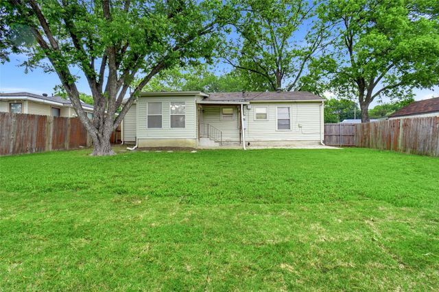 335 Freeman Street, Mesquite, TX 75149