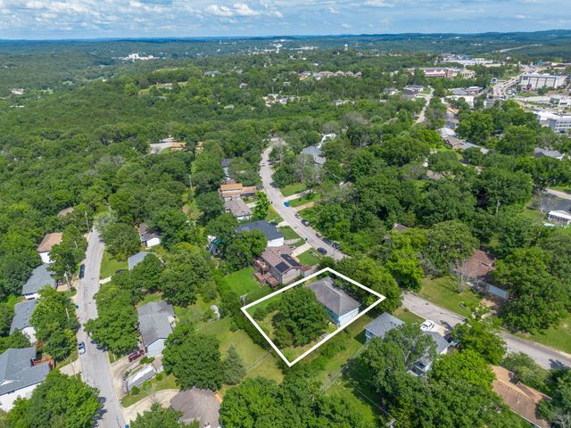 1813 Boswell Avenue, Branson, MO 65616