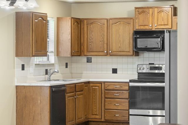 1813 Boswell Avenue, Branson, MO 65616