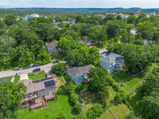 1813 Boswell Avenue, Branson, MO 65616