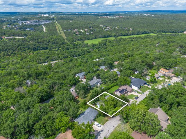 1813 Boswell Avenue, Branson, MO 65616