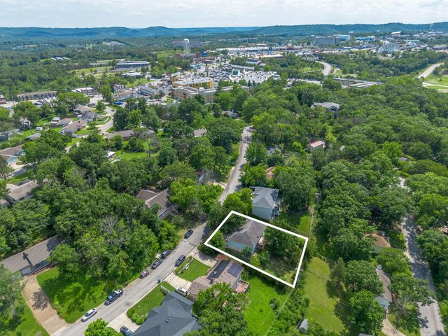 1813 Boswell Avenue, Branson, MO 65616