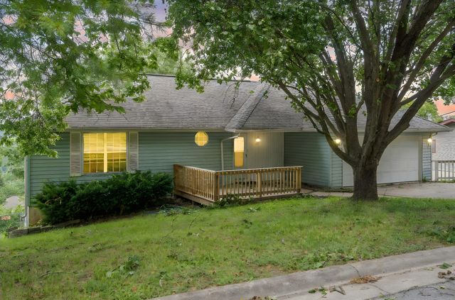1813 Boswell Avenue, Branson, MO 65616