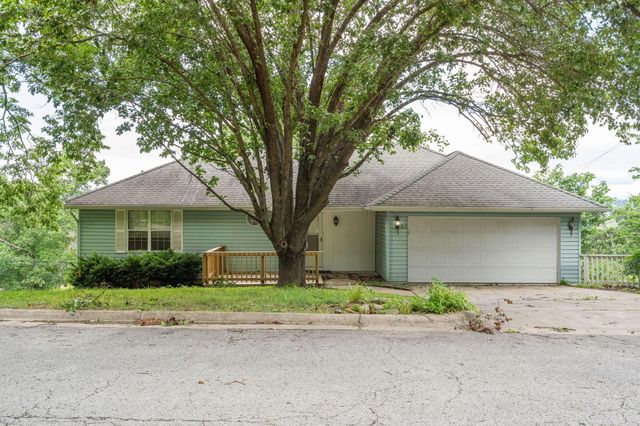 1813 Boswell Avenue, Branson, MO 65616