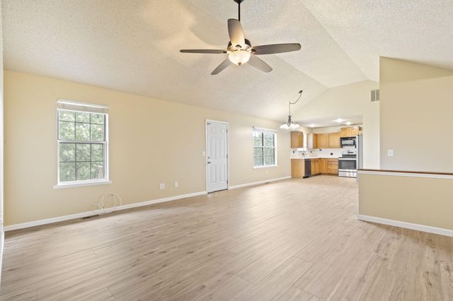 1813 Boswell Avenue, Branson, MO 65616