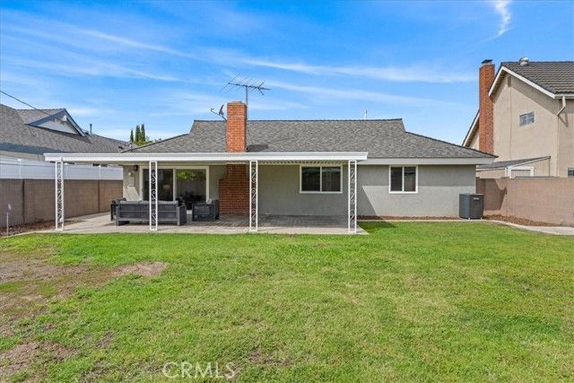 11852 Reagan Street, Los Alamitos, CA 90720