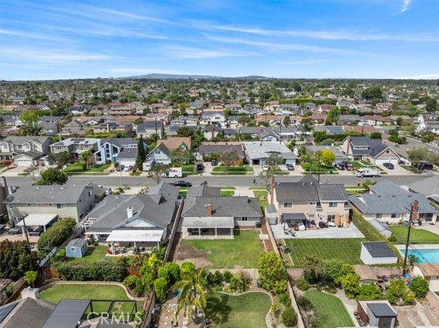 11852 Reagan Street, Los Alamitos, CA 90720