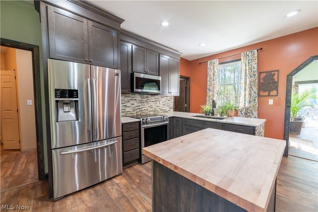 435 Park Avenue, Poland, OH 44514