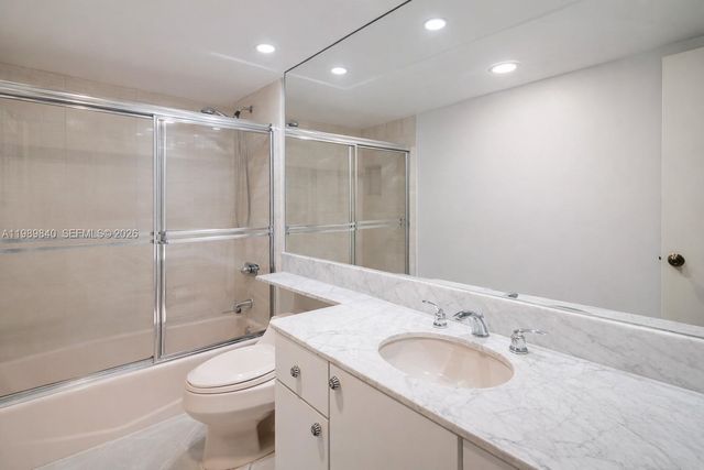 1121 Crandon Blvd F206, Key Biscayne, FL 33149