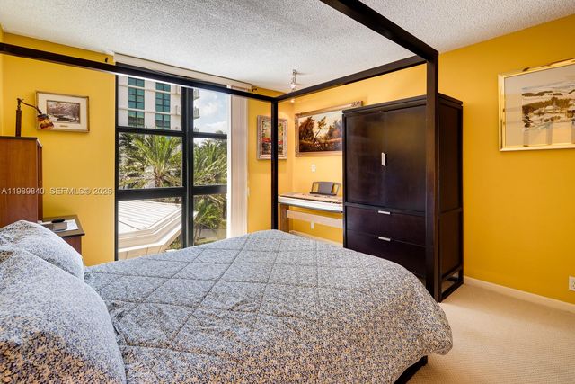 1121 Crandon Blvd F206, Key Biscayne, FL 33149