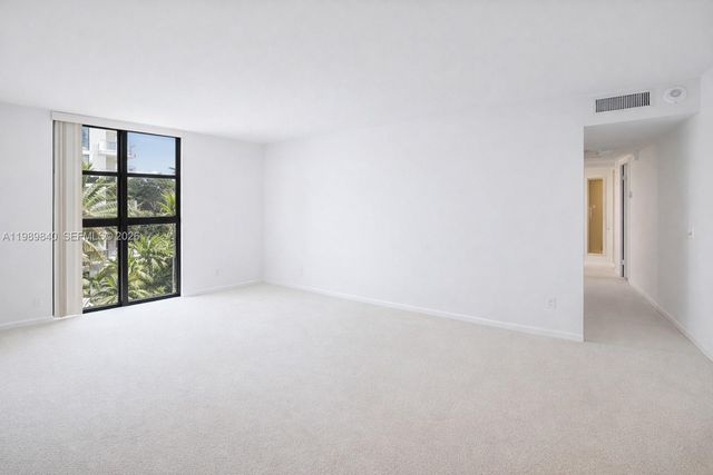 1121 Crandon Blvd F206, Key Biscayne, FL 33149