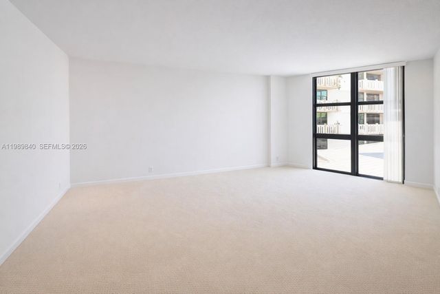 1121 Crandon Blvd F206, Key Biscayne, FL 33149