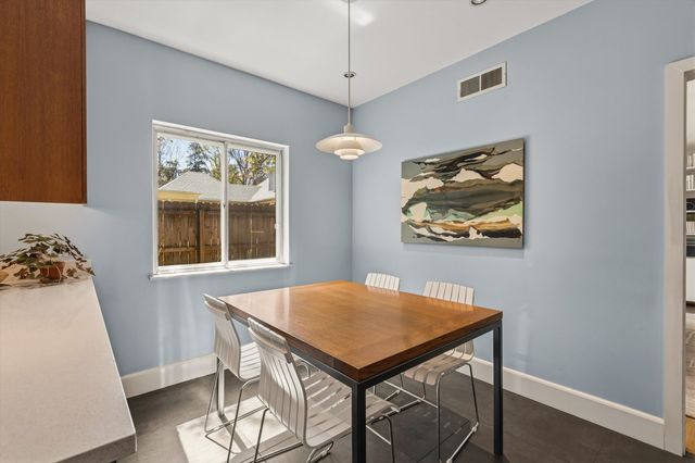 140 S GROVE PARK RD, Memphis, TN 38117