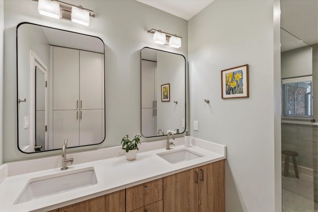 140 S GROVE PARK RD, Memphis, TN 38117