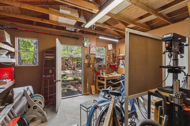 140 S GROVE PARK RD, Memphis, TN 38117