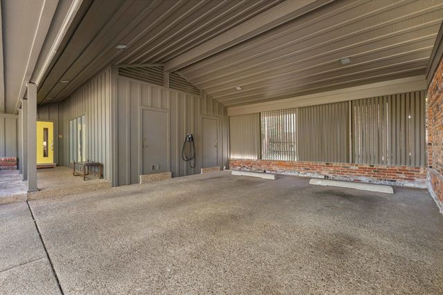 140 S GROVE PARK RD, Memphis, TN 38117