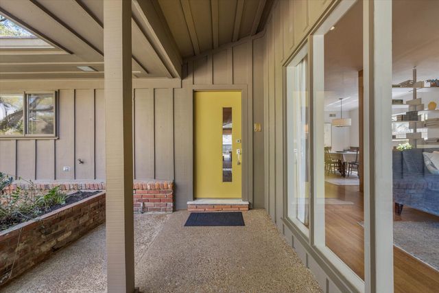 140 S GROVE PARK RD, Memphis, TN 38117