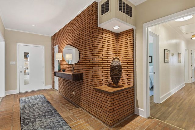 140 S GROVE PARK RD, Memphis, TN 38117