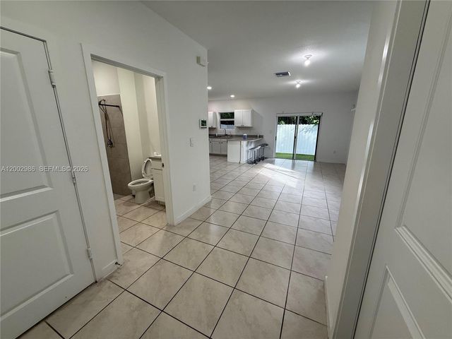 1743 SE 9th Ter 0, Homestead, FL 33034