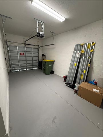 1743 SE 9th Ter 0, Homestead, FL 33034