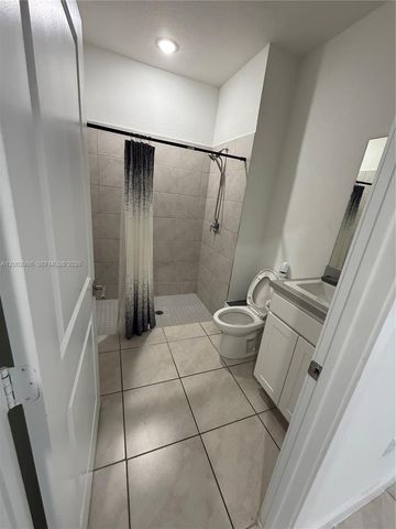 1743 SE 9th Ter 0, Homestead, FL 33034