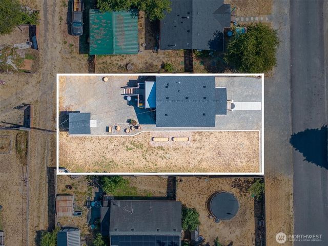 303 N Market Street, Bucoda, WA 98530