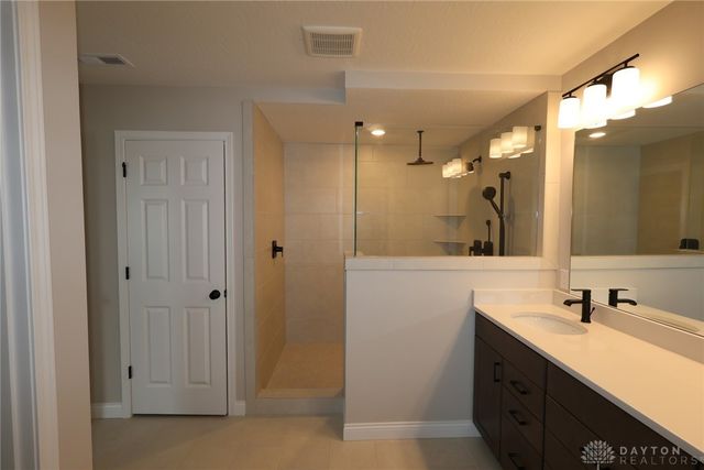 2878 Sky Crossing Drive 80, Beavercreek, OH 45434