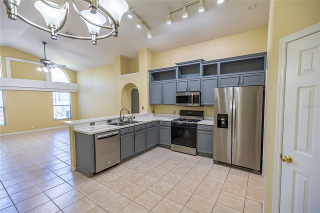 6905 FREEPORT ROAD, Riverview, FL 33578