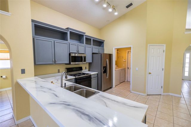 6905 FREEPORT ROAD, Riverview, FL 33578