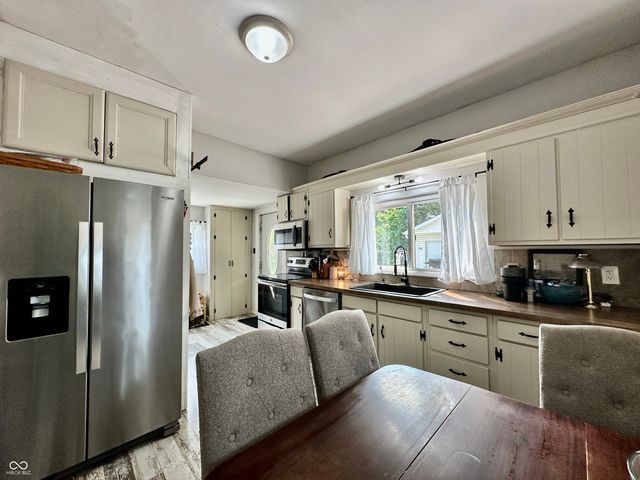 191 W Broadway Street, Greenwood, IN 46142