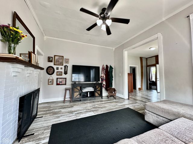 191 W Broadway Street, Greenwood, IN 46142