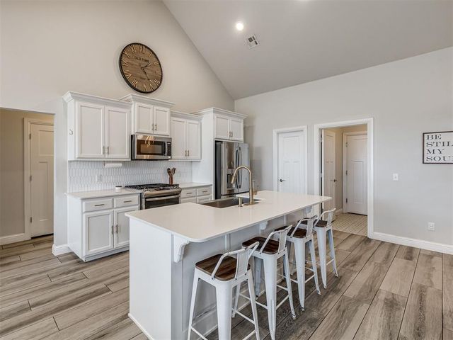 11413 NW 100th Court, Yukon, OK 73099